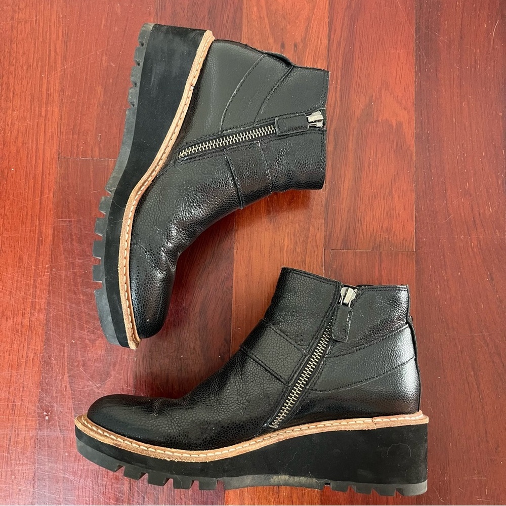 Eileen Fisher Cargo Ankle Bootie 6.5 Leather Lug Sole Minimalist Edgy Chunky - Picture 6 of 14